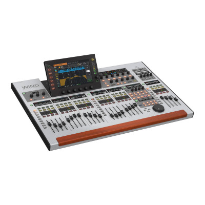 Цифровой микшерный пульт Behringer WING Цифровой микшерный пульт Behringer WING